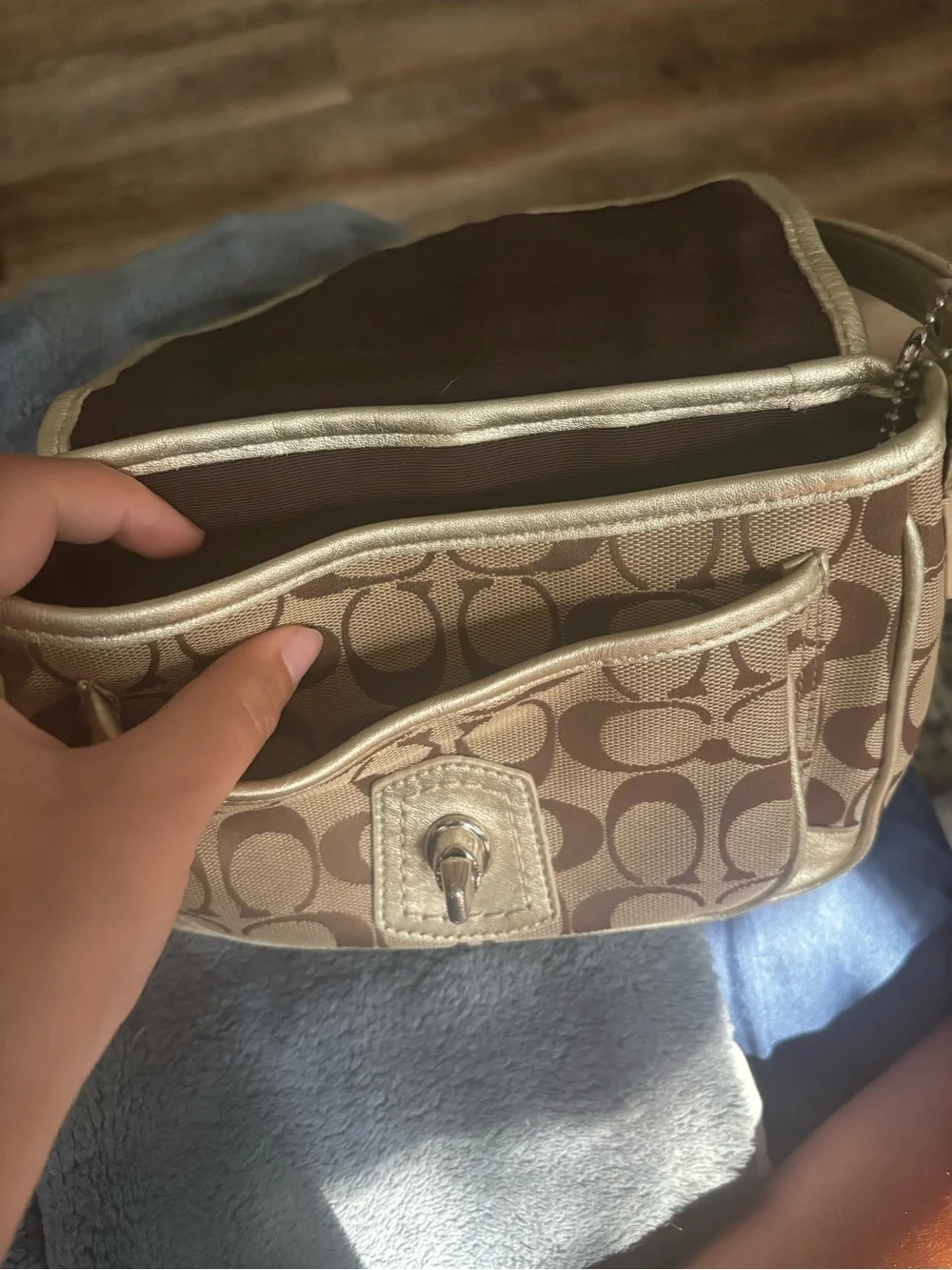 Vintage Coach Signature Penny Flap bag